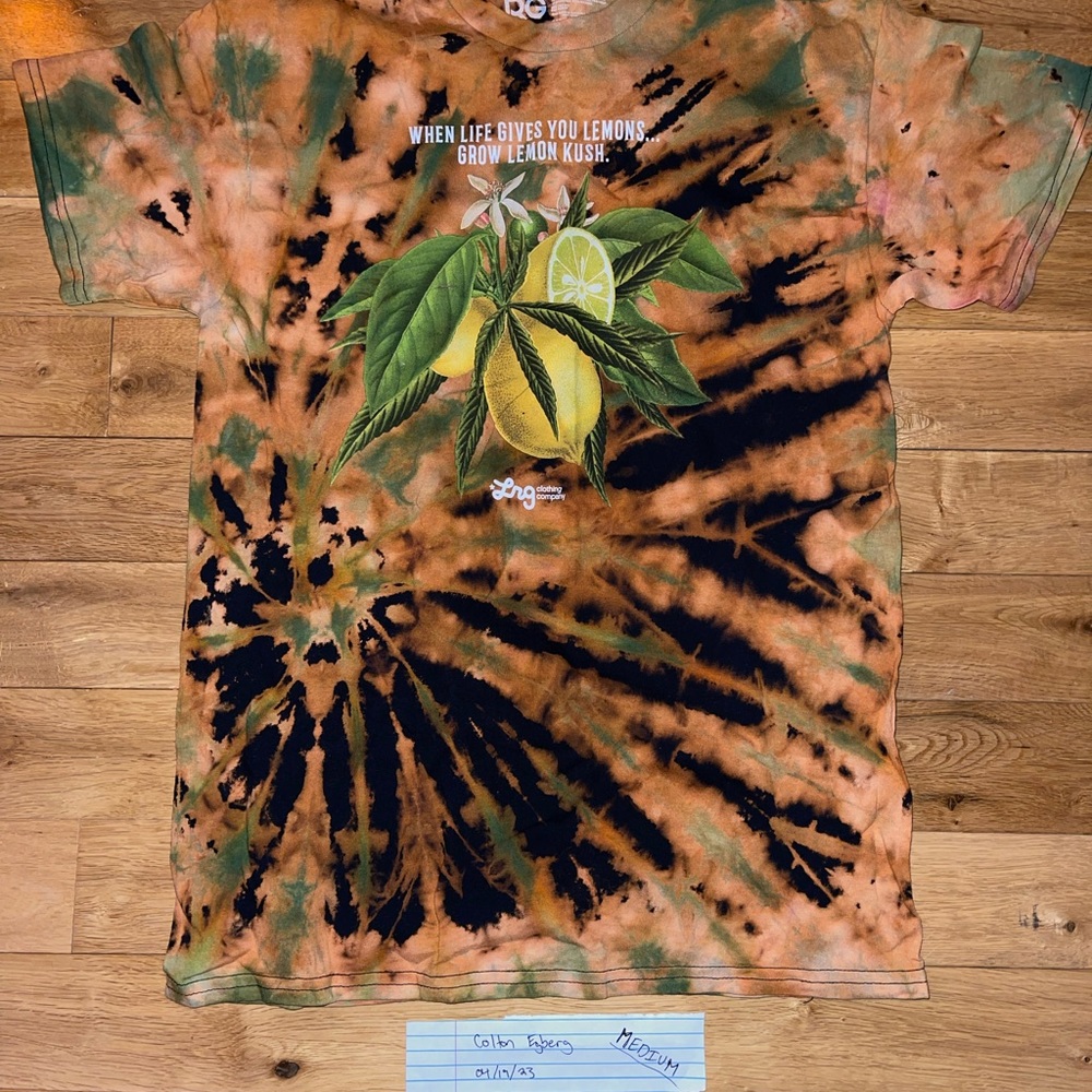 Bleached Tie Dyed Graphic T-Shirt